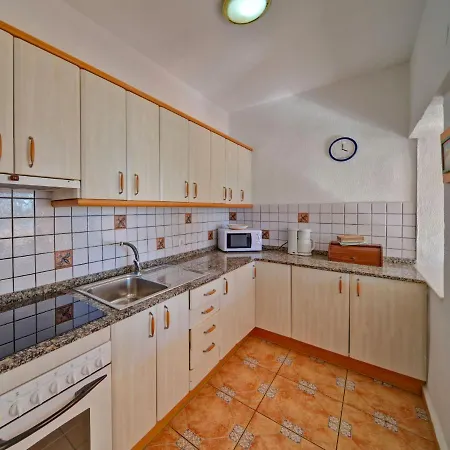 Canuta Baja-1 By Interhome